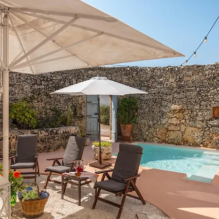 Masseria De Li Travaj - Rive Del Salento Villa Patù